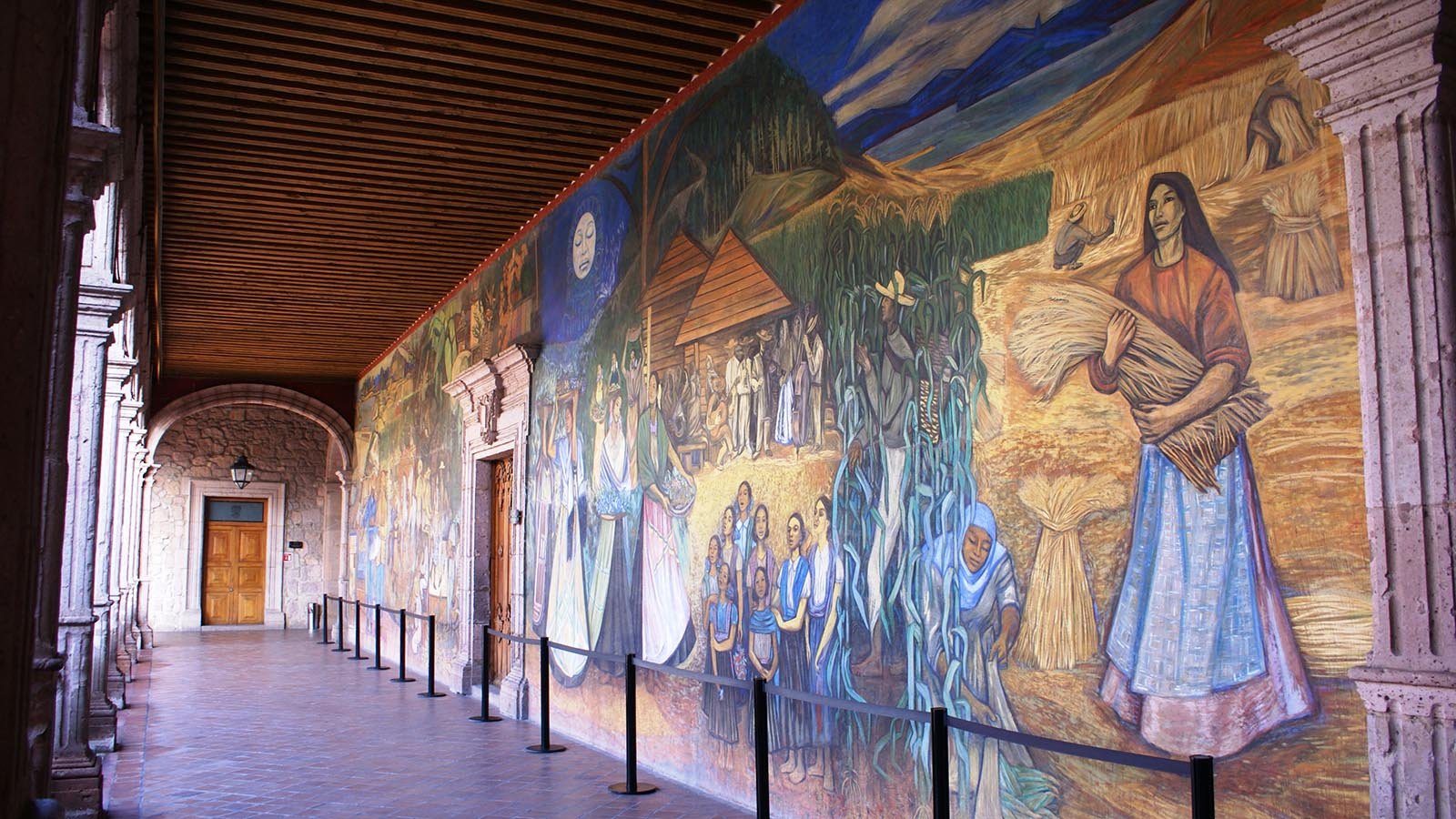 Mural de Alfredo Zalce en Palacio de Gobierno de Michoacán