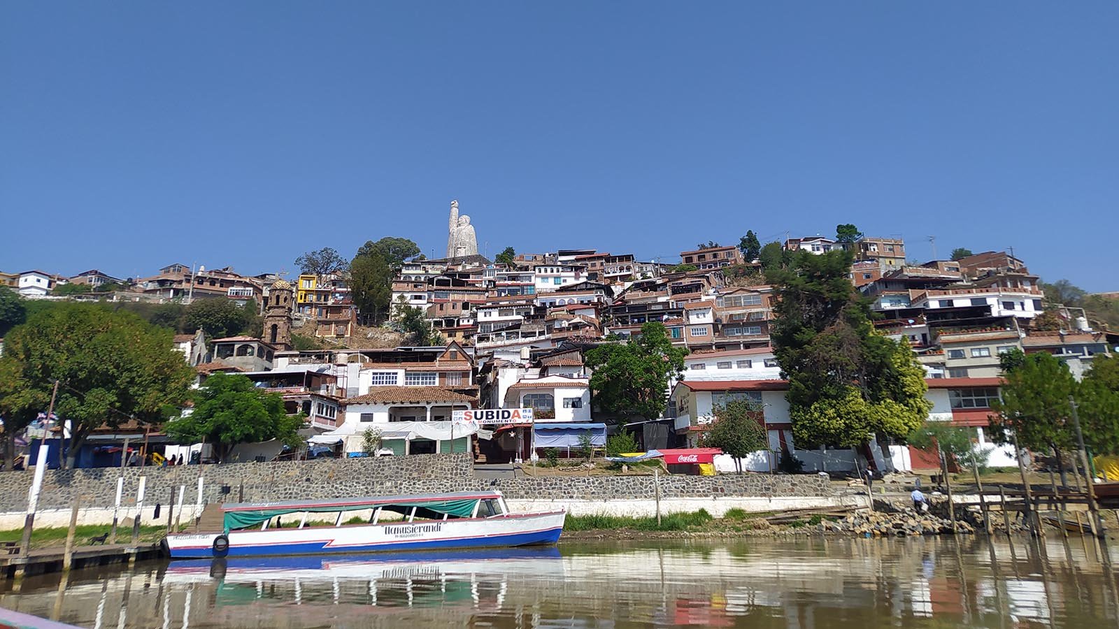 Isla de Janitzio en el lago de Pátzcuaro, Michoacán